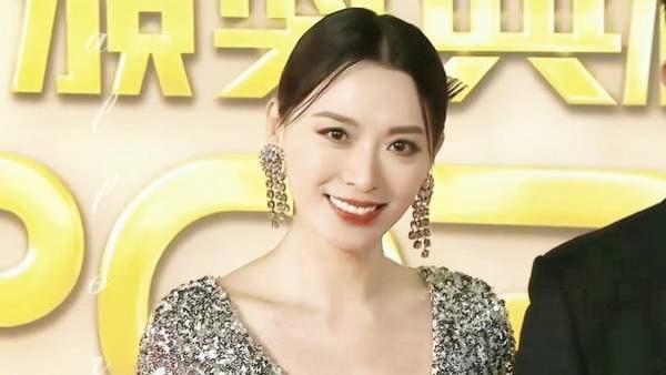 陈炜|TVB女星大热倒灶错失视后！父亲离世忍痛开工，再婚嫁小5岁医生