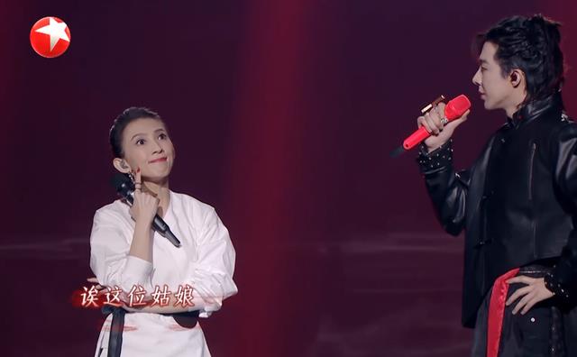 单依纯|我们的歌:单依纯周笔畅无缘第二轮,实力并不差,但是选曲不合适