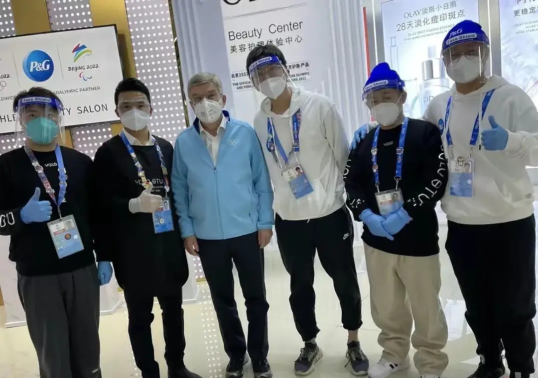 运动员|巴赫直言还要来！托尼老师征服外国运动员，免费实在太香了