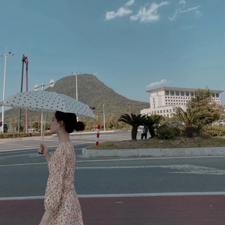 爱豆丨赵露思头像表情包