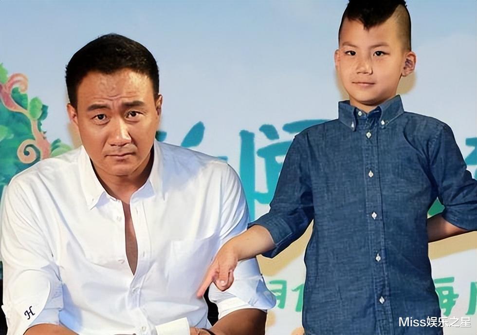 康晋荣|被专家肯定，指出《长津湖》剧本漏洞，胡军儿子康康被刘嘉玲钟爱