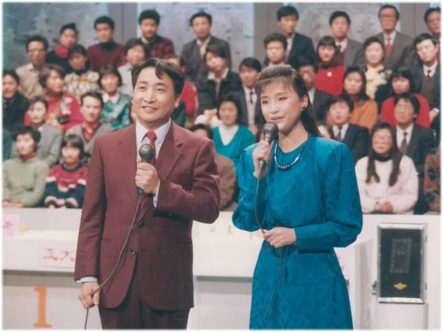主持人|一代国民女神，从春晚消失了