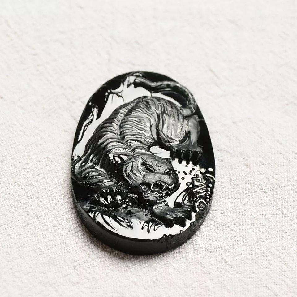 |翡翠界的另类特色——墨翠