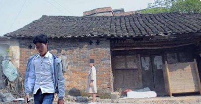 女邻居告他强奸,坐了4年牢,出狱后将其一家8口灭门