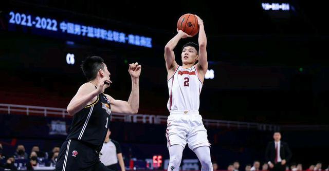 广东男篮|极限变阵！广东12-0打懵辽宁，赵睿14+6不可挡，汤神9+2爆发小宇宙