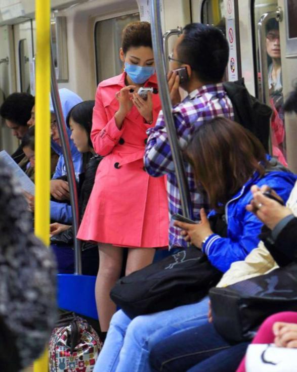 运动 屈臣氏一“黑科技”眼霜，因为提成太低，店员一般不会主动推荐！