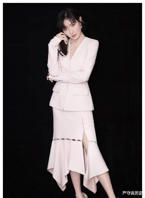 万茜|她在最红的时候怀了孕,孩子出生后众人都不知道父亲是谁