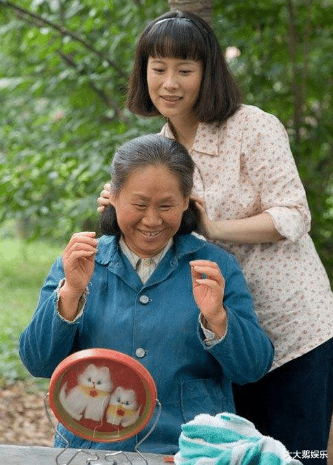 苇青|苇青:62岁开始拍戏,73岁斩获百亿票房,终究是理想战胜一切