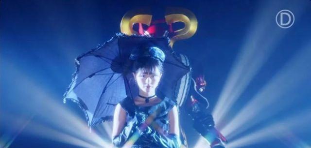 制服|假面骑士Revice：女王硬核Cos平成女主，你认为哪个最像？