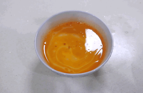 明明开着抽烟机,为啥炒菜还到处都是油烟?内行人说出大实话