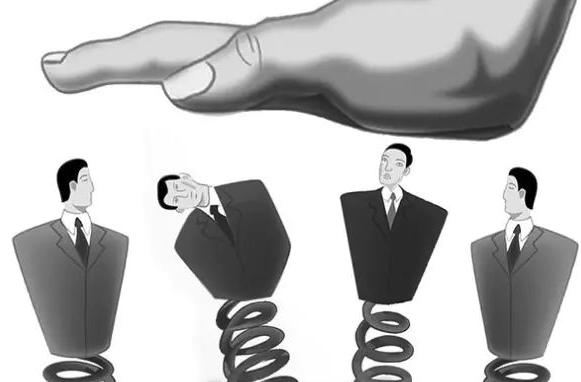 大叔|职场35岁大叔被领导欺负，直接选择“裸辞”，开启自由职业后......