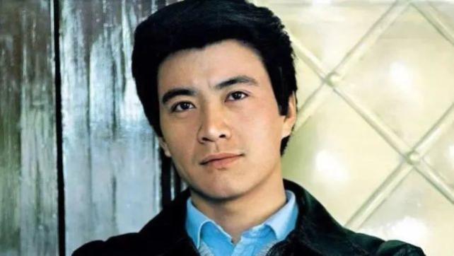 周里京|著名演员周里京：28年前妻子不幸遇害，再婚娶小10岁粉丝很幸福