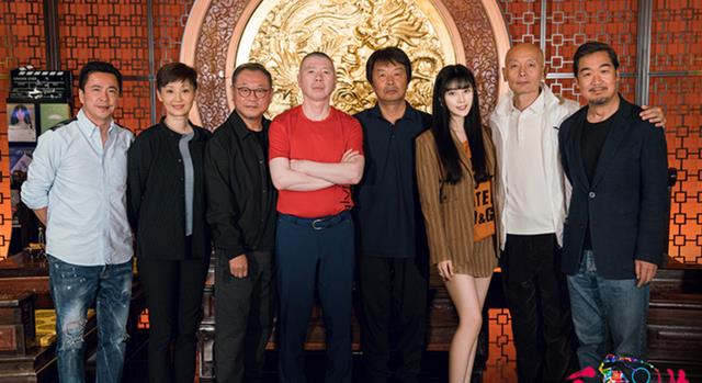 初恋脸|冯小刚又拍网剧！第五代导演差距越拉越大
