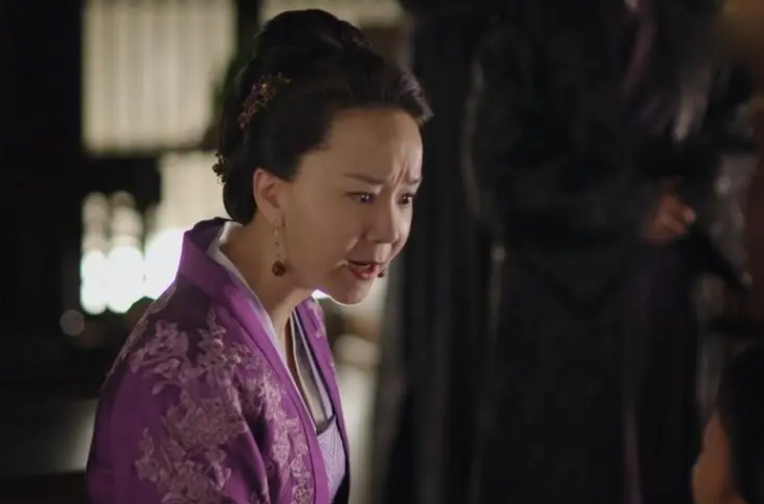 小秦氏|《知否》，小秦氏管事理家一般，全靠她嫁过去时侯府有钱