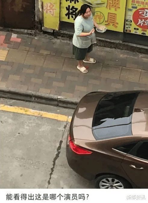 贾玲|贾玲佛山拍戏被偶遇，虎背熊腰面容憔悴认不出，被疑用替身引热议