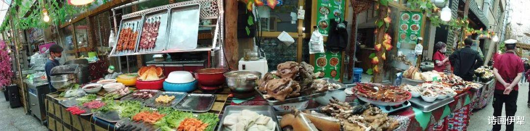 伊宁|新疆旅游 —— 伊宁夜市中的各种美食
