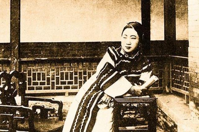 女子回家途中到寺庙避雨,遭花和尚囚禁迫害,恶僧三人被凌迟处死
