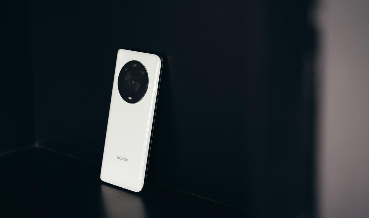 高通骁龙|全面的旗舰应该是怎么样的？荣耀Magic4 Pro：让我来告诉你