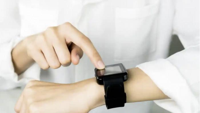 英特尔|当可穿戴设备用于监控，又会带来什么问题？