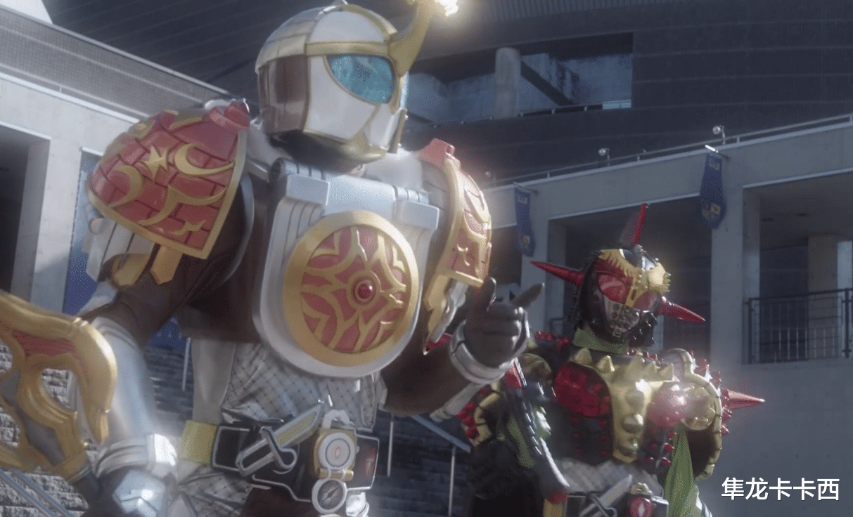 世界观|假面骑士revice外传：榴莲姐与城乃内客串剧照 铠武连接W世界观