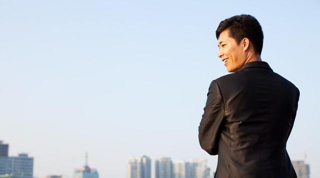 离职|两个实打实干活的员工离职，老板没和他们谈，也没挽留，你怎么看