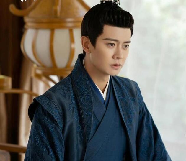 任嘉伦|任嘉伦再次带来好消息，与大1岁女神出演情感剧，剧情有甜有虐