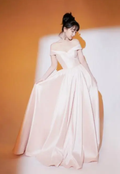 杨紫|童星出道的杨子，不仅演技好，穿衣搭配也是一把好手