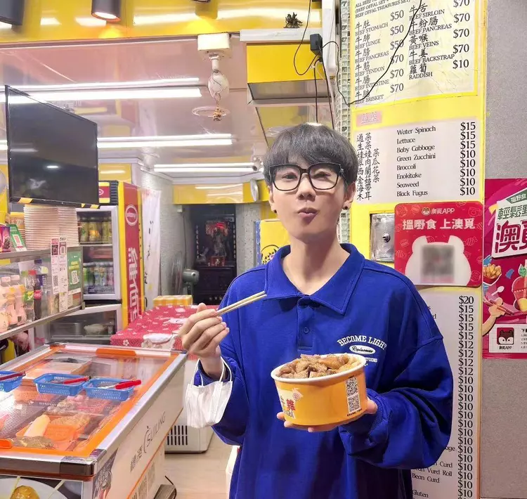 张新成|2天6个瓜：杜琪峰言论惹争议，85后女星疑似组织“身体交易”