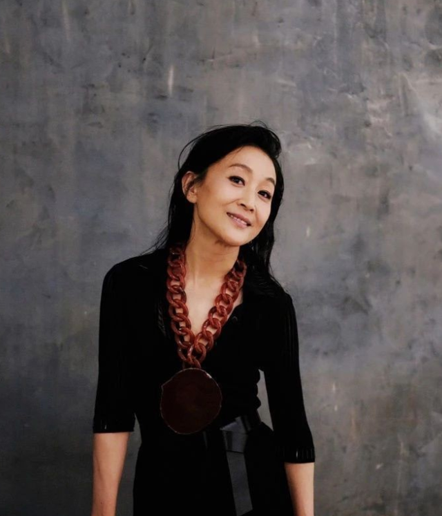 陈瑾|大满贯影后，20年不吃米饭，自称不婚主义者，今58岁的她活成这样