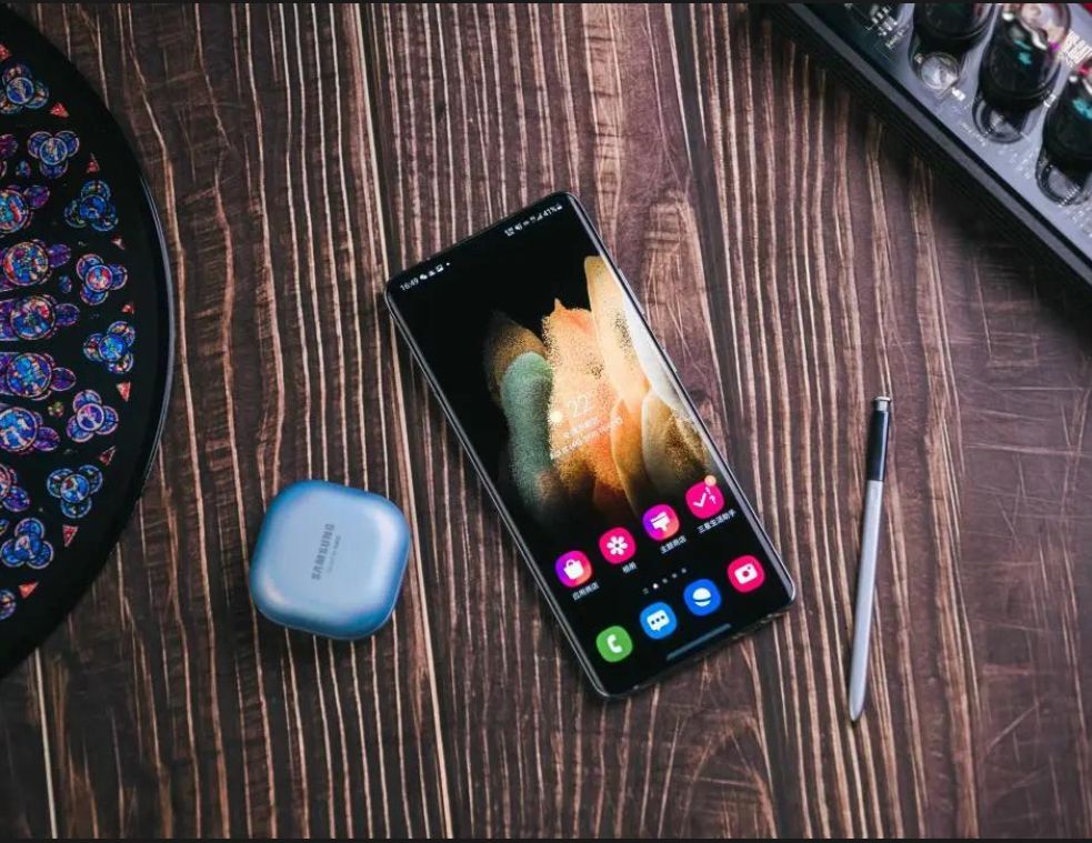 三星|三部屏幕天花板的手机，快来看看你的手机上榜了嘛？