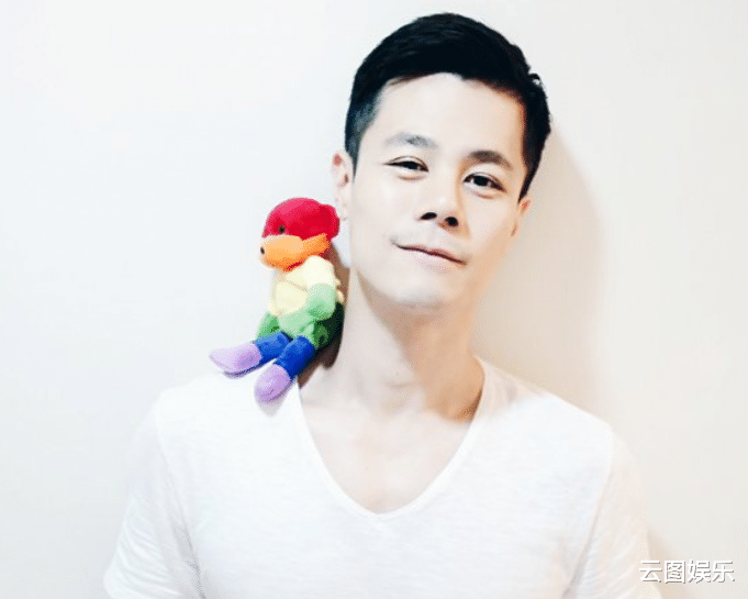 |又一艺人癌症去世!36岁萧文亨隐瞒病情2年,回家乡度过最后时光