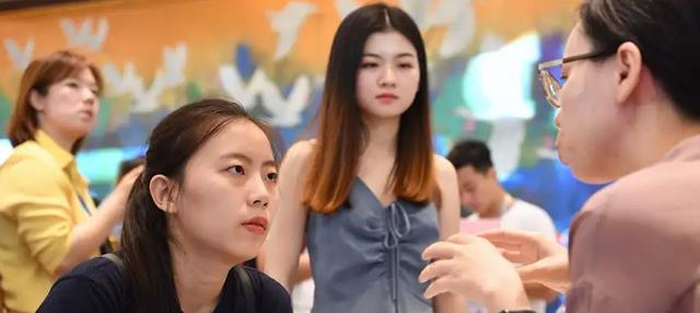 创业|上海公布人才储备招聘标准，海外水硕遭排挤，东北985也无缘上榜