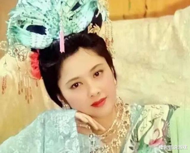 叶童|5位不整容的女明星，有人皱纹满面有人白发上头，但优雅老去很美