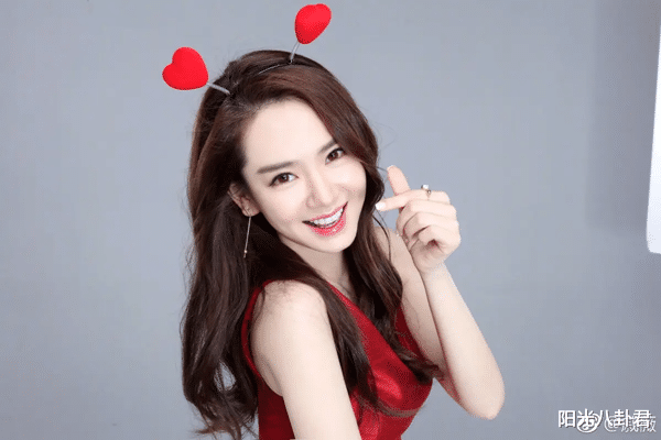 明星素颜 素颜寡淡无味,妆后美到发光,建议这8位女星直接把妆“焊”脸上