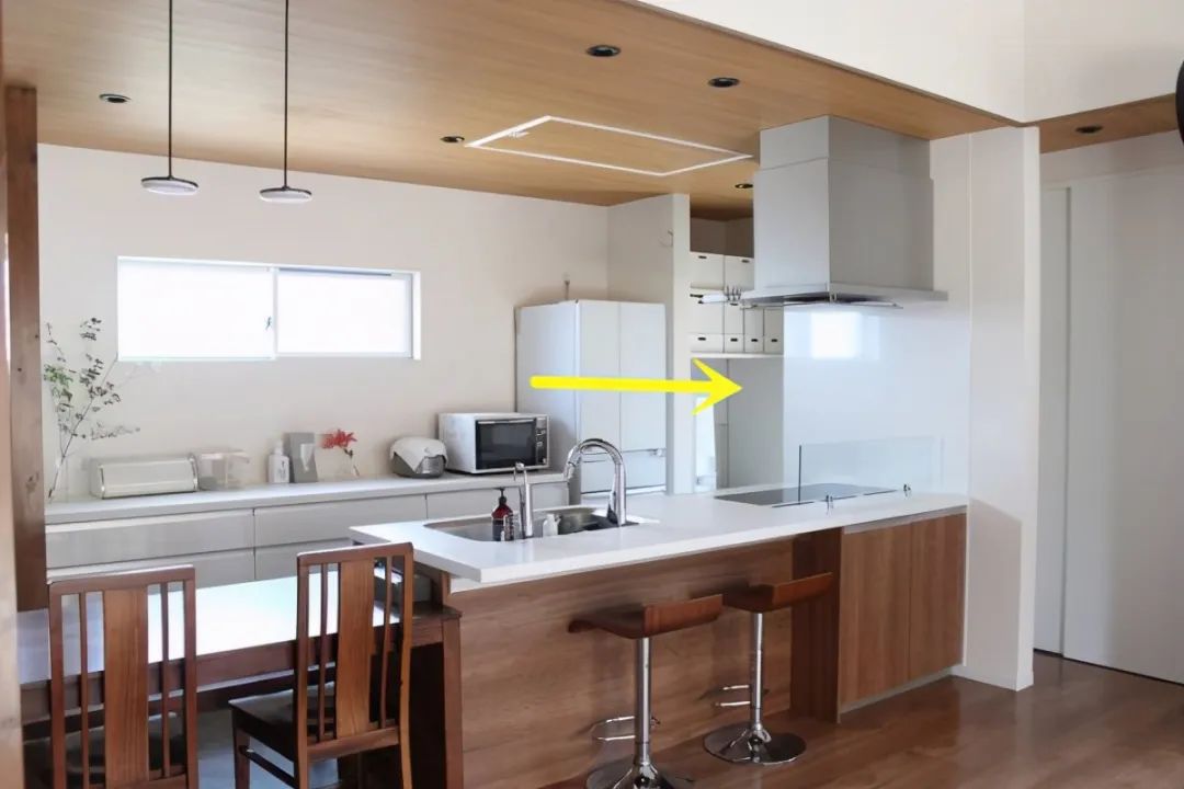 日本厨房的“小心思”就凭岛台赢了,6种收纳3个亮点,绝对实用