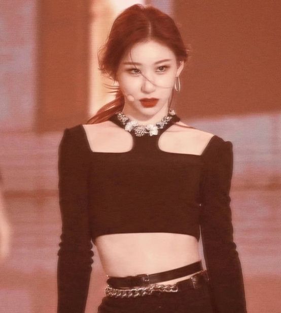 辣椒 出道前被嘲丑女，如今却凭美貌逆袭！她是换头了吗？