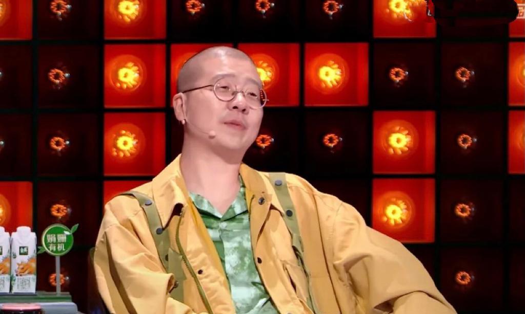 李诞|罗永浩犀利点评《脱口秀大会》,盛赞鸟鸟,打脸李诞?