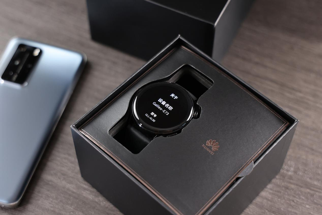 |三体限定联名，直降700元，能独立通话！华为WATCH3这价格值了