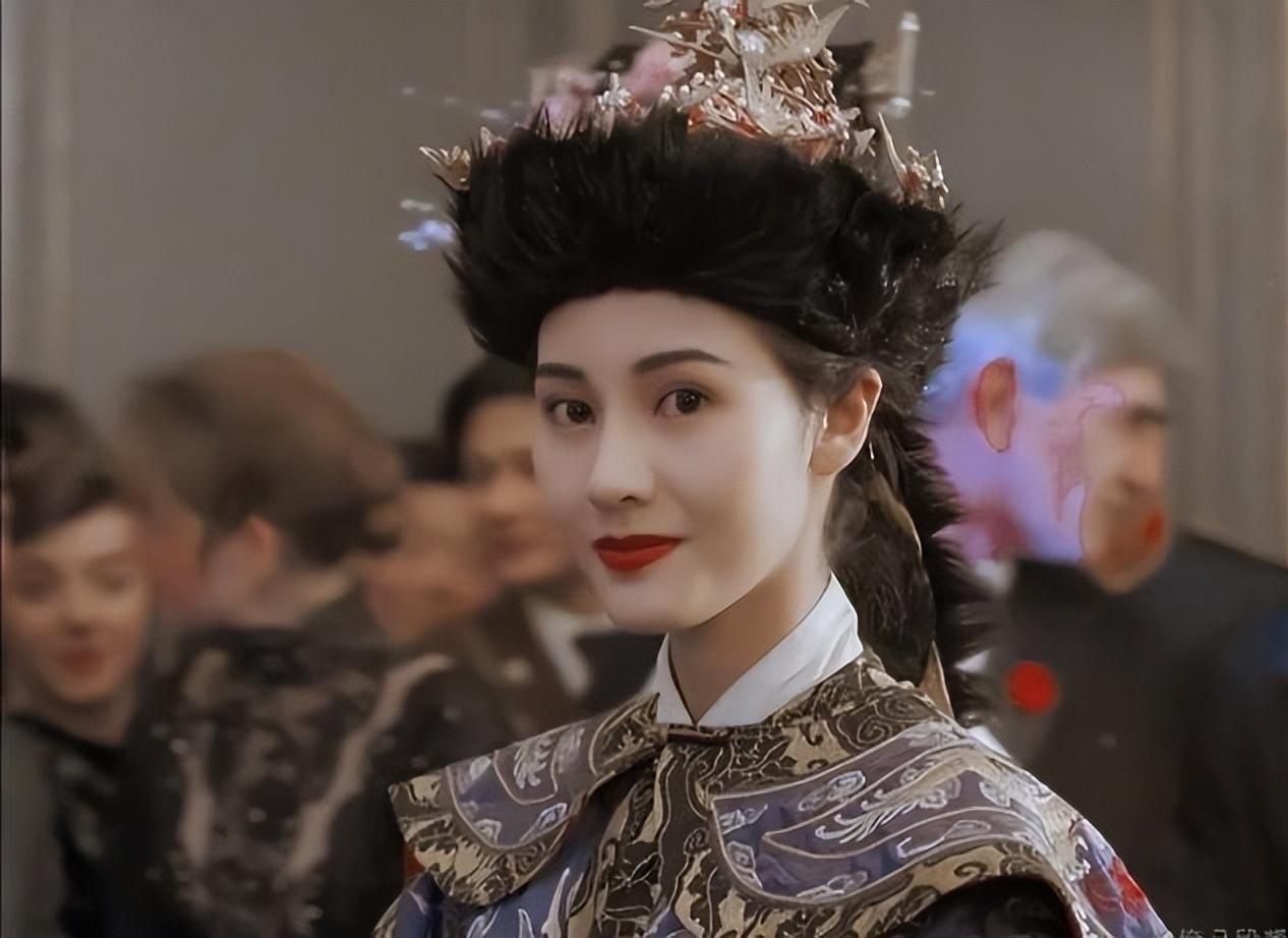 迪丽热巴|放不下身段就别演丑角，这些女星告诉你，什么叫敬业不糊弄观众