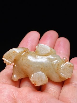 和田玉籽料|明以前 熟坑 和田玉籽料 白玉 玉熊 把件 摆件