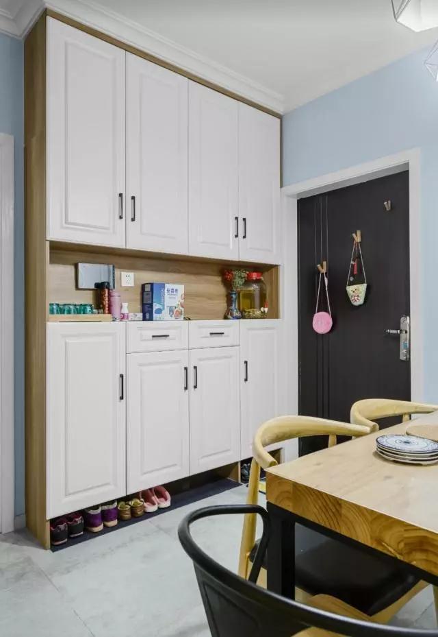 以后有房子了,入户鞋柜也要这样装,美观而且实用,特别喜欢