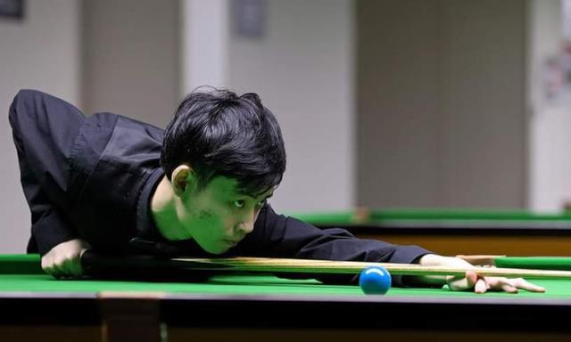|1-2到5-2！中国天才闪电四连鞭大逆转，爆冷淘汰TOP16，杀进32强