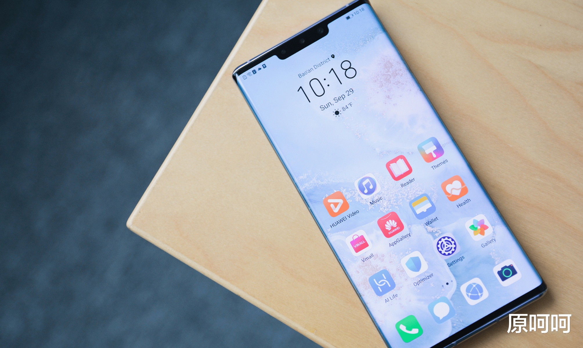 华为mate|围观！华为Mate 60 Pro手机曝光：7英寸大屏+1亿像素主摄，香吗？