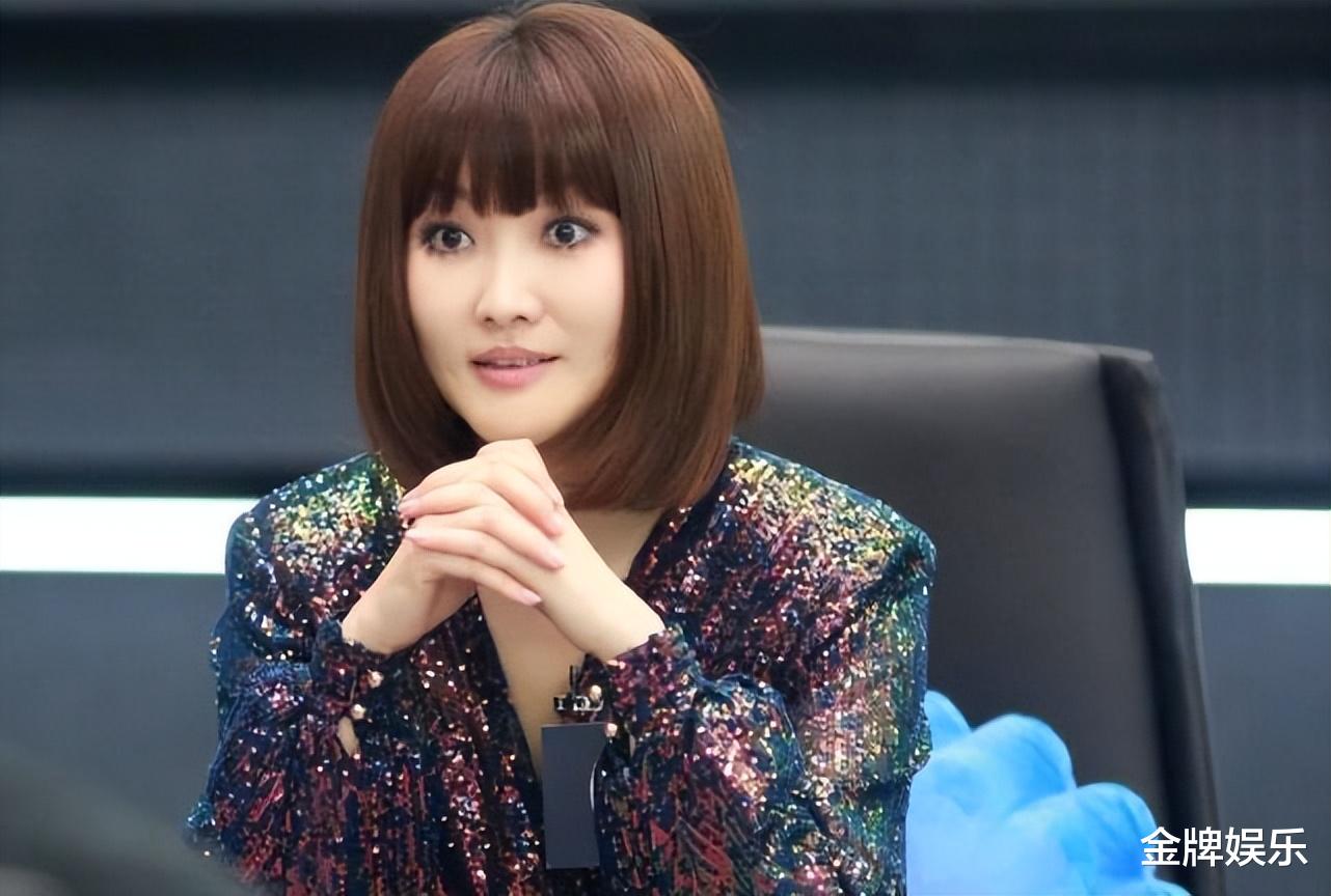 金海心|44岁的歌手金海心重出江湖！一首《爱似水仙》让女方再度翻红