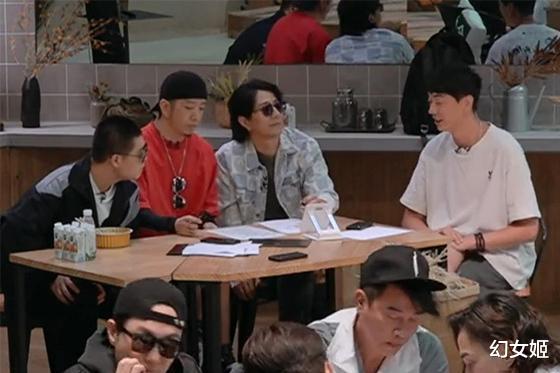 苏有朋王者带青铜,编舞台剧情导出一部武侠大片