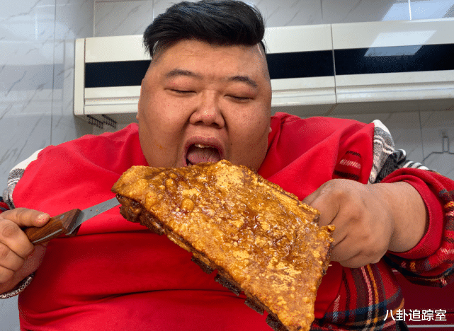 运动 曝胖猴仔被训练营“扫地出门”，600W打水漂，网友：自己作的