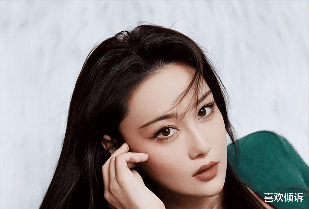张馨予|张馨予素颜太美被狂赞，皮肤白皙绝美身材惹人羡