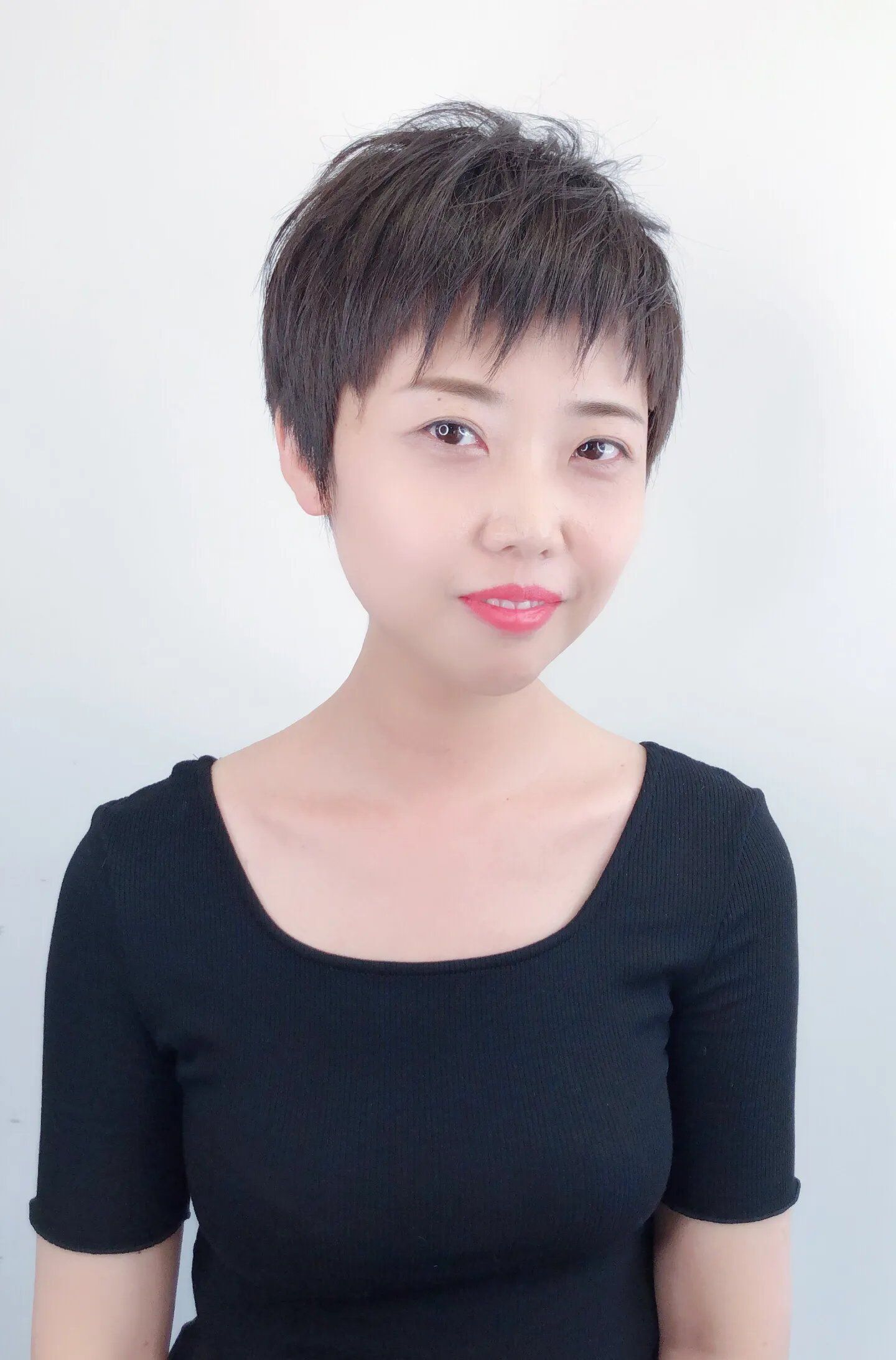 发型 女士发型别乱剪，剪来剪去最美还是这几种，照着剪就对了