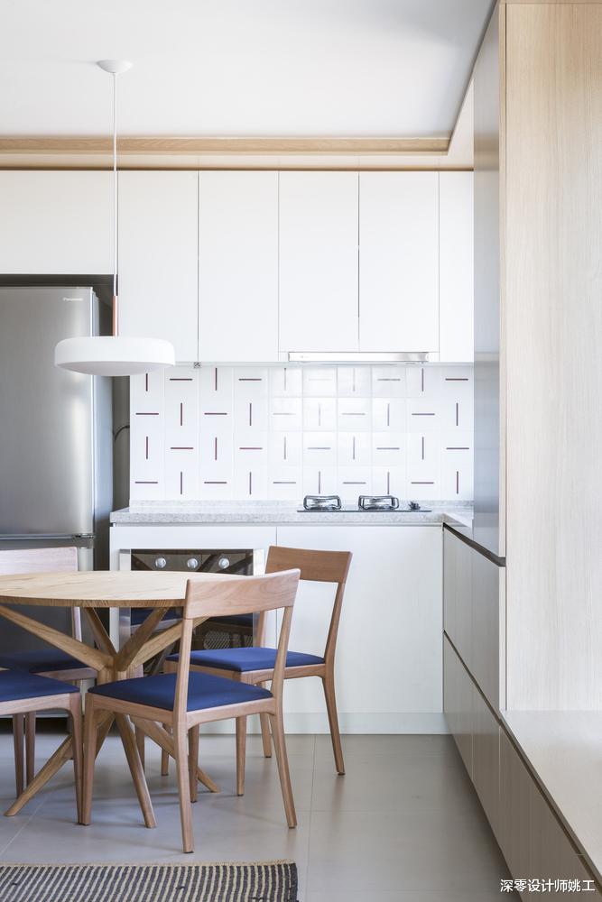 如此有限的面积下,43㎡客餐厨卧卫还能样样齐全,属实难得