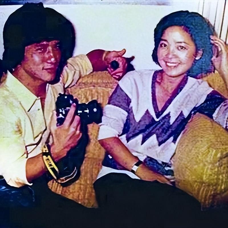 成龙|港媒:成龙被曝与邓丽君私生子相认,取名房祖轩,奖励28亿